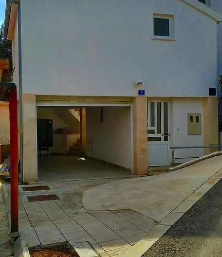 Vikendica Penic Rogoznica (Sibenik-Knin)